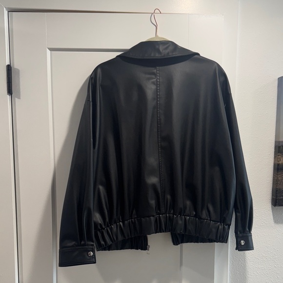 Like New Zara Jacket - Picture 3 of 5